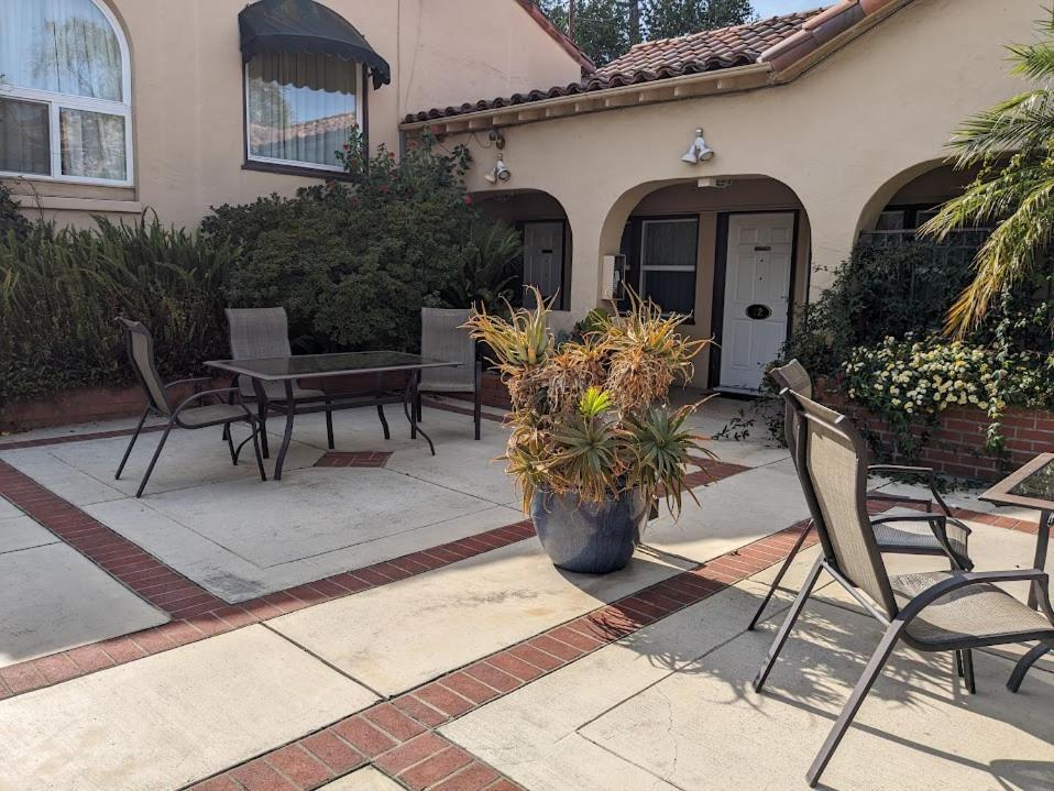Los Gatos Garden Inn Hotel מראה חיצוני תמונה