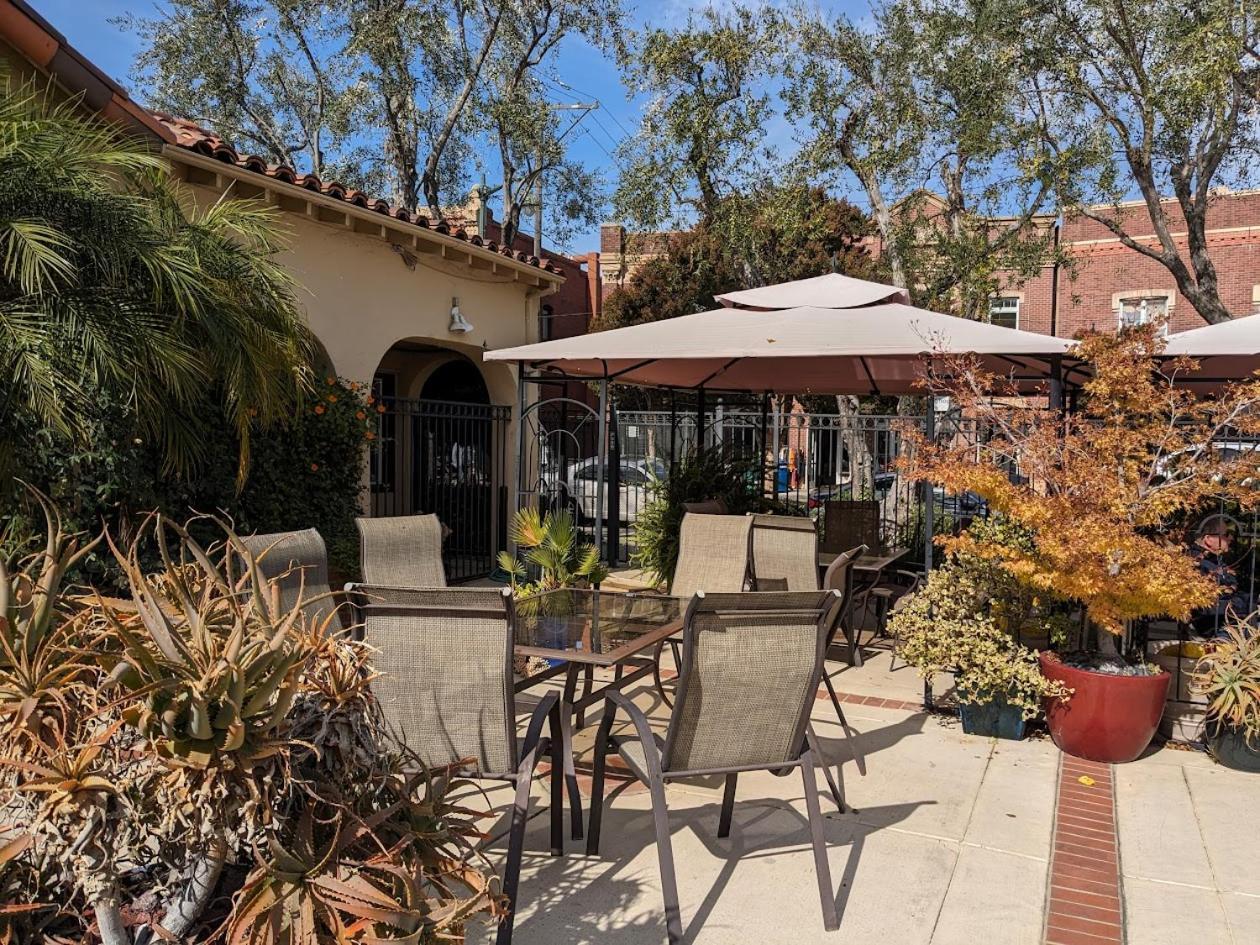 Los Gatos Garden Inn Hotel מראה חיצוני תמונה
