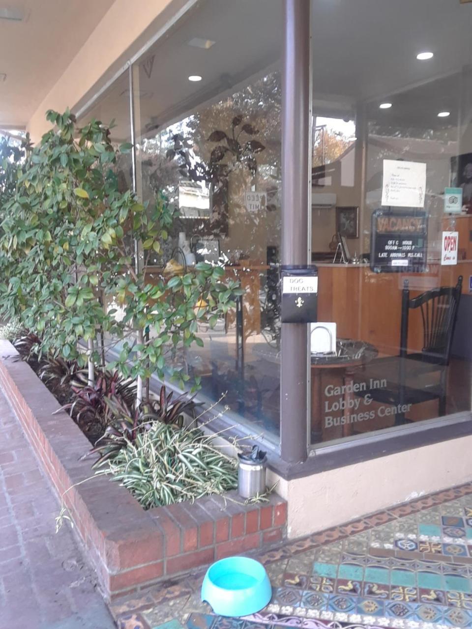 Los Gatos Garden Inn Hotel מראה חיצוני תמונה