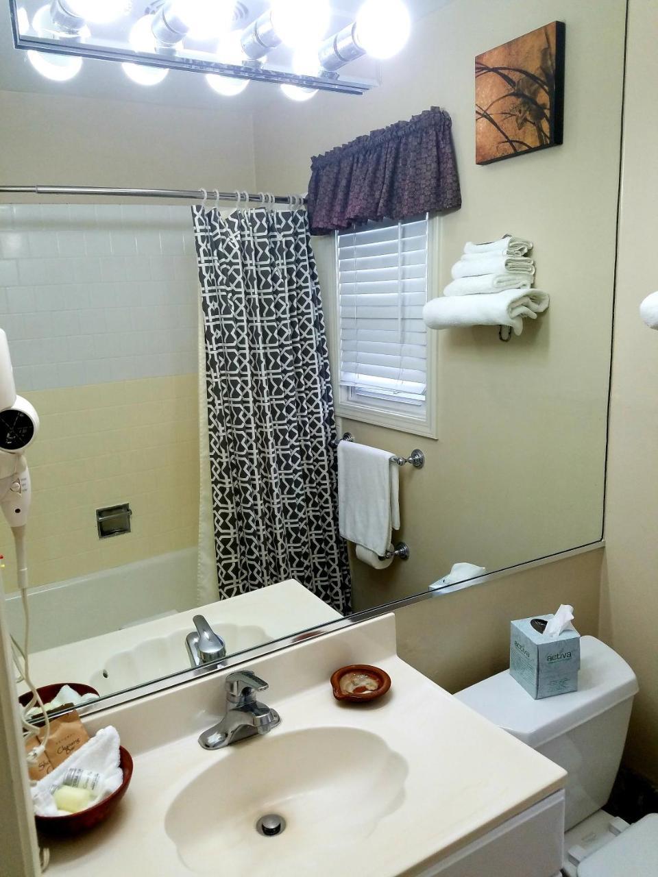 Los Gatos Garden Inn Hotel מראה חיצוני תמונה